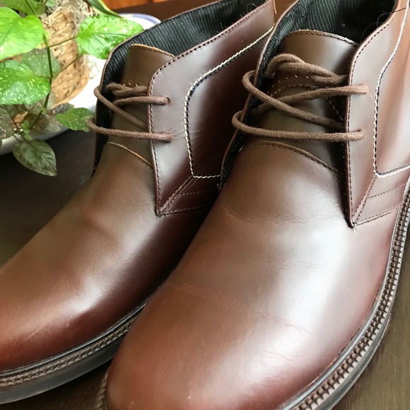 Saks Fifth Avenue Other - SAKS FIFTH AVENUE brand RED chukkas brown colour